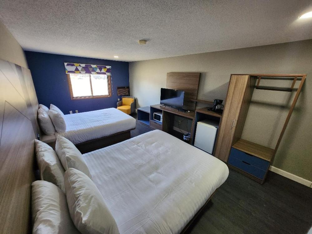 Motel Super 8 By Wyndham Hayward Wi Exterior foto